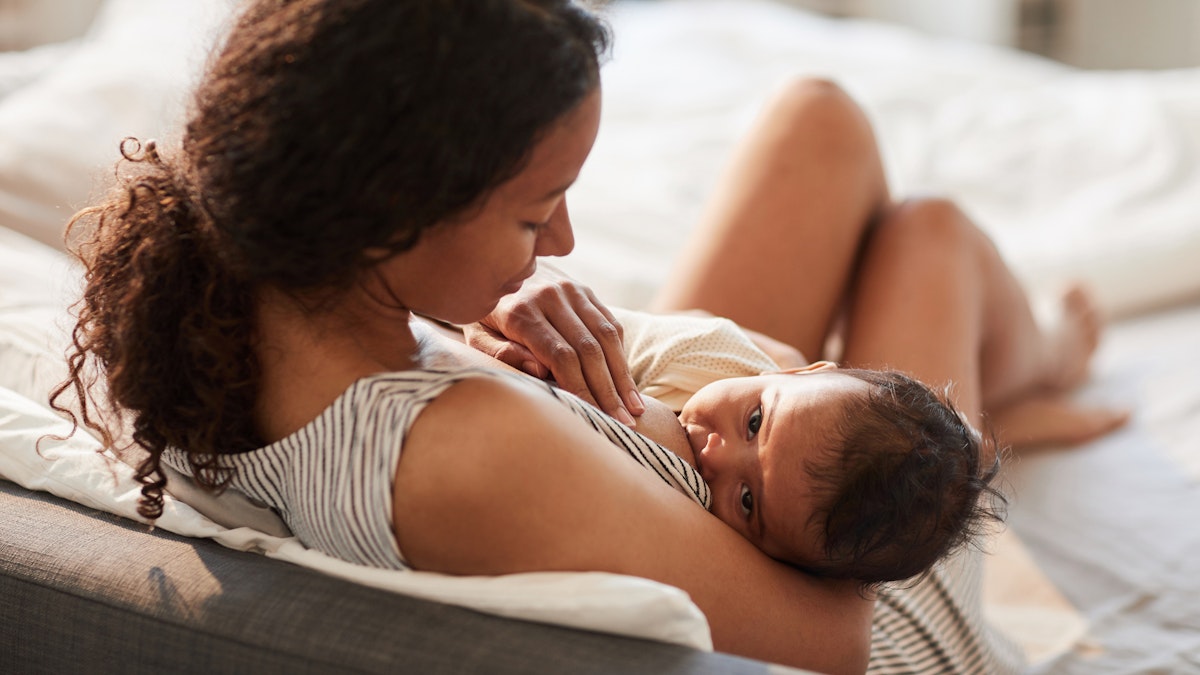 Breastfeeding may reduce mom's risk of heart disease and stroke